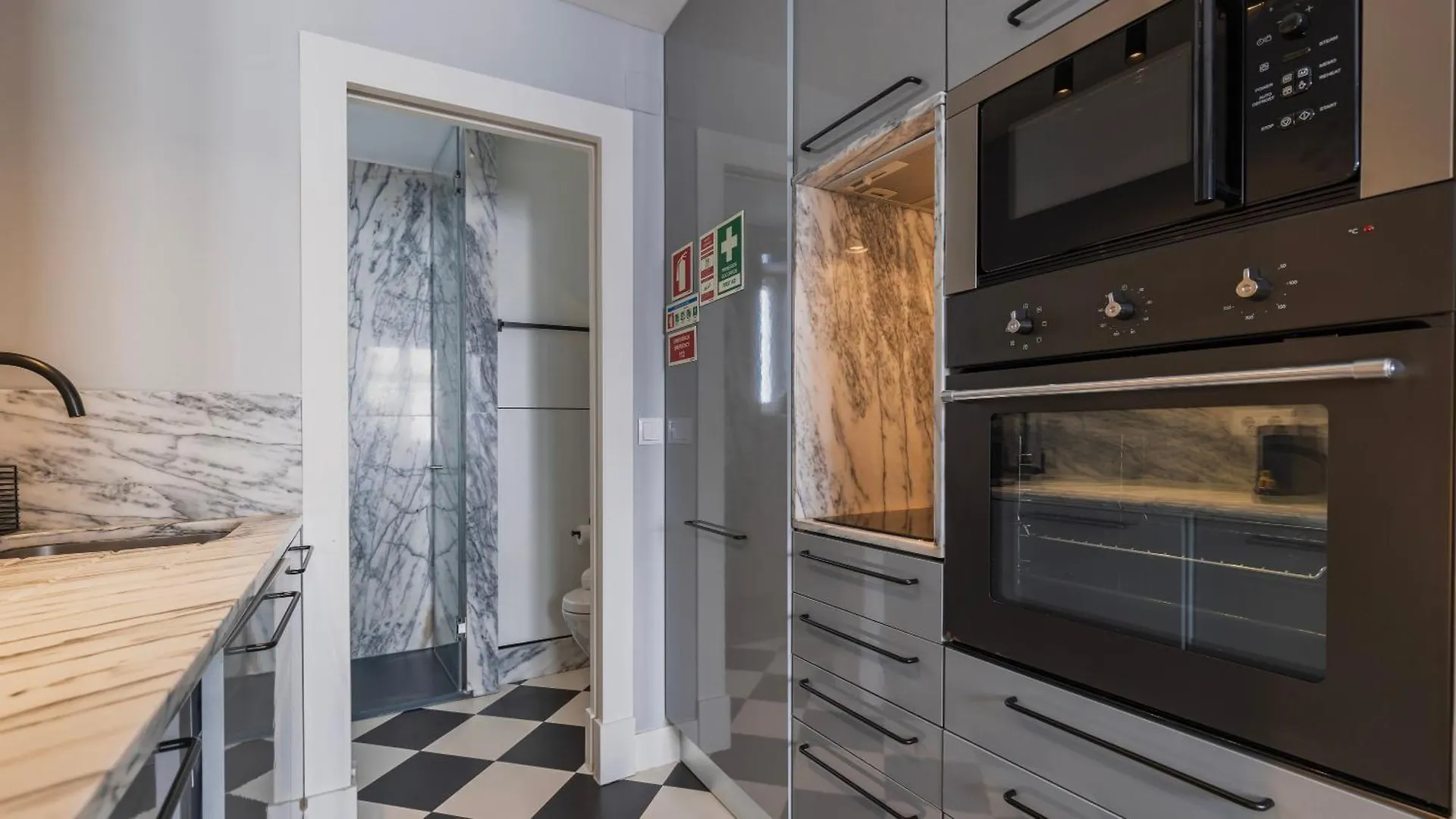 Stylish 1Bdr Apt In Bairro Alto By Lovelystay Lisbon Apartment