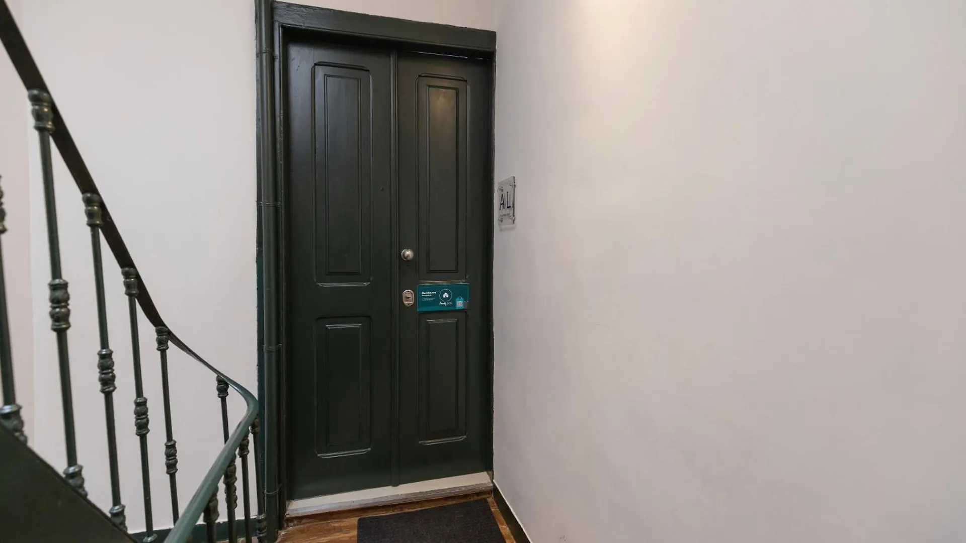 Stylish 1Bdr Apt In Bairro Alto By Lovelystay Lisbon 0*,  Portugal