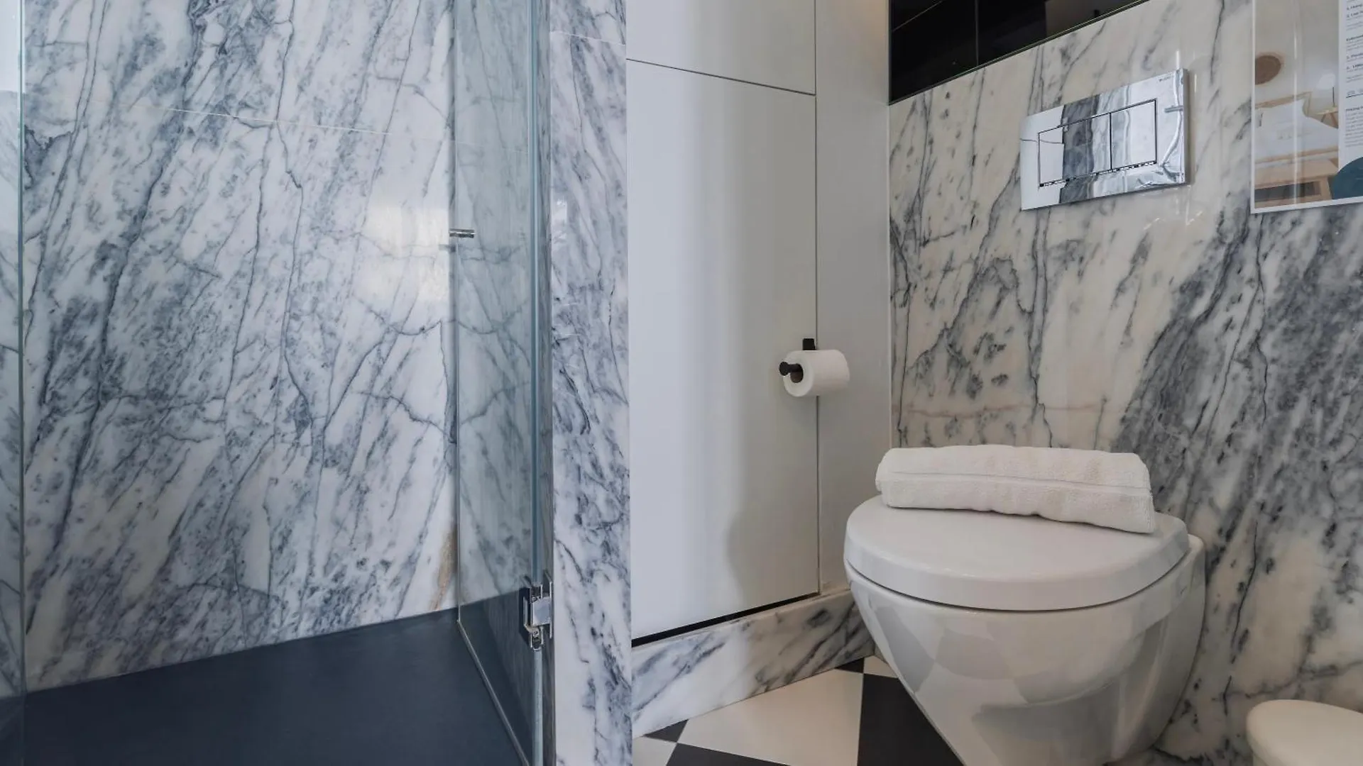 Stylish 1Bdr Apt In Bairro Alto By Lovelystay Lisbon Portugal
